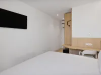 B&B Hotel Alicante Aeropuerto โรงแรมในอลิกานเต
