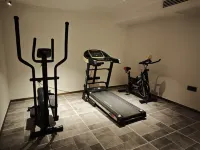 Liangyi Xunji Hotel - Gym