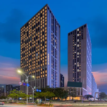 Homtel by Poltton（Maoming Railway Station）