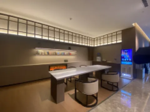 Hanzhong Hotel Hotels near Baijiang Altar