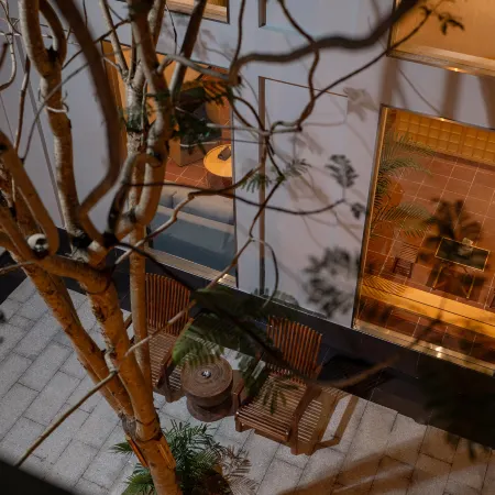 WINGHOTEL