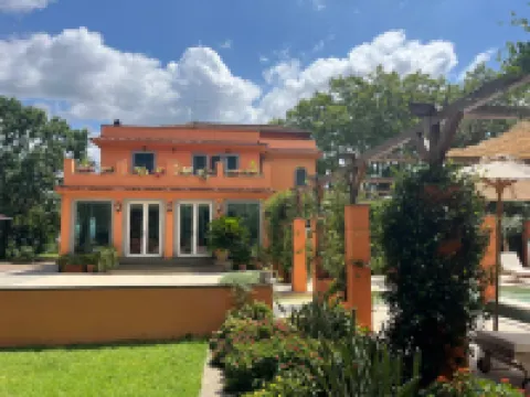 Hero's Garden Relais