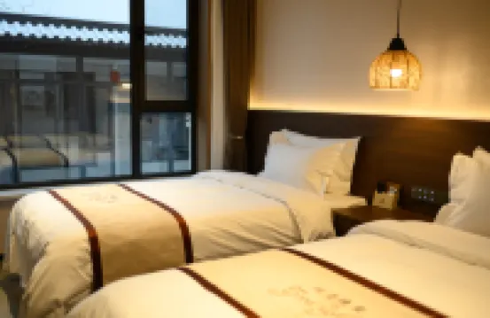Xinzhou Jingyi Homestay (Ancient City Scenic Area)