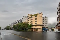 Xingji Holiday Hotel (Bama Longevity Avenue)