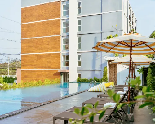 Fourium Pattaya Hotel & Serviced Residence Hotels near Pattaya Hill