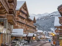 Hotel la Chaudanne โรงแรมในเมอริเบล