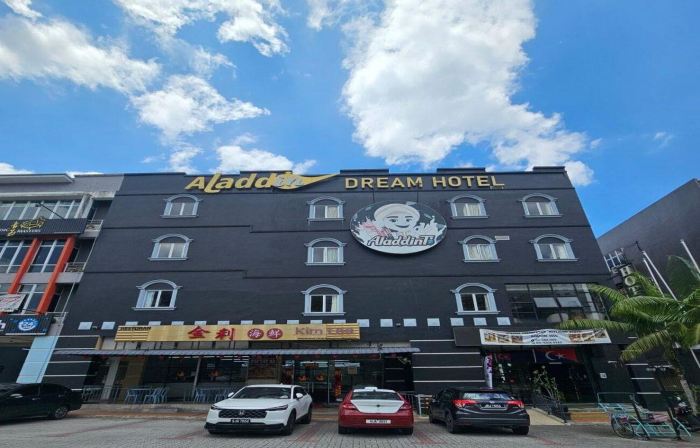 Aladdin Dream Hotel