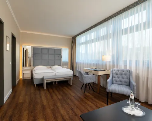 Hollywood Media Hotel 鄰近選帝侯大道（Kurfürstendamm）的酒店