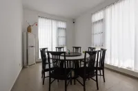 Floral Hotel · Bengbu Sanzhi Xiaolu Hotel