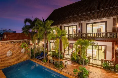 Oudom Sokhomal Private Wellness Hotel Hotels near Bak Kheng Mountain