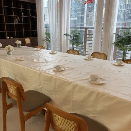 Chongqing Yanyu Hotel (Jiefangbei Pedestrian Street Hongyadong Branch)