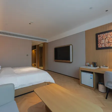 HuaYue Hotel
