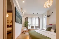 Muguo Yueju Homestay (Wu Yi Square) - 2-Star