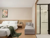 One Mountain High Business Hotel