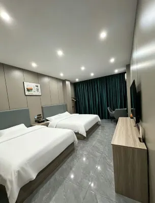 Luliang Shiguang Smart Hotel (Totem Commercial Center)