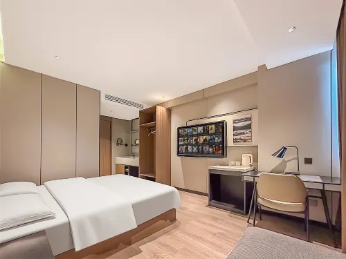 Pullman Hotel (Huaiyuan County Government Store) - Parkering