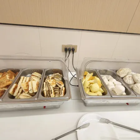 Jiayin Helong Oriental Hotel