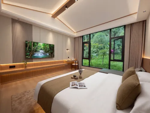Cliffwood Lodge - Pools