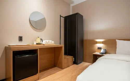 Gwangju Hotel 23°C - Wi-Fi