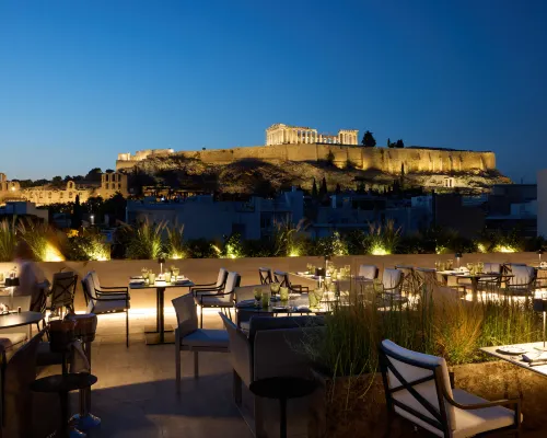 Divani Palace Acropolis Hotel berhampiran Odeon Herodes Atticus