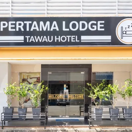 Pertama Lodge