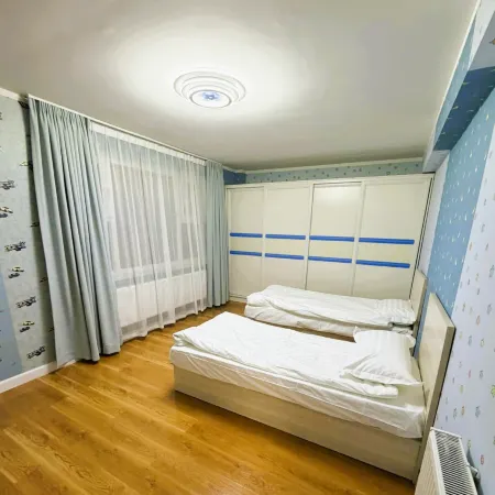 Nukht Event House