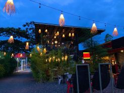 100% Cafe Moto Hostel