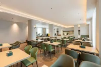 Ergun Right Bank Mountain House Hotel (Ergun Wetland Scenic Area) - 4 étoiles