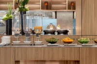 Intercity Hotel - servizio colazione