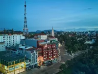 M Village Premier Hotel Xuan Huong Lakeside, a brand of Modern Village Lifestyle โรงแรมใกล้บ้านพักคนบ้า