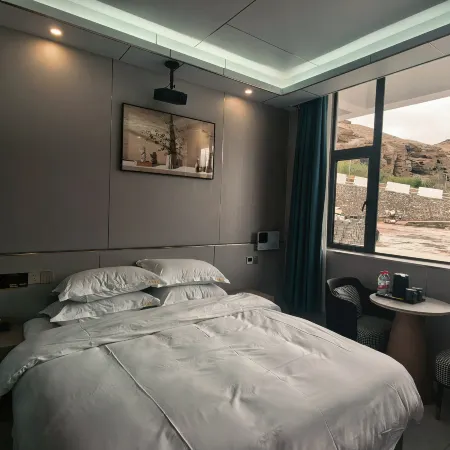 YAYUR Yayue Hotel