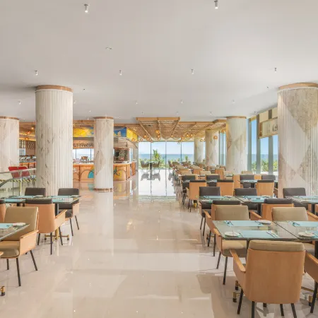 DiStay Beachfront Suites - Free Airport Pickup