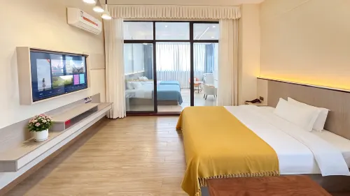 Luoding City Story Hotel - Balkon