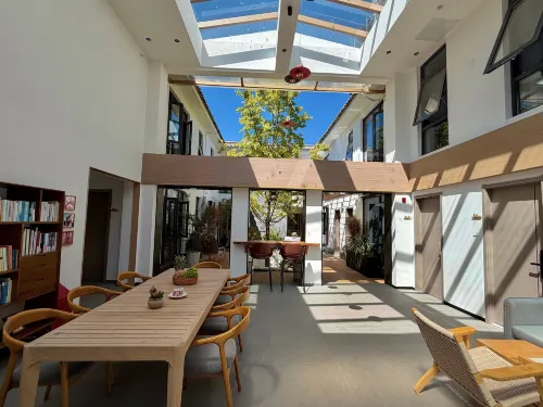 Minyue Xiaozhu Designer Garden B&B (Gongchen Tower Branch) in Weishan Ancient City - Baarit