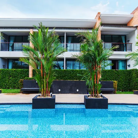 B2 Mae Hong Son Premier Hotel Отели рядом с достопримечательностью «Храм Чонг Кум»