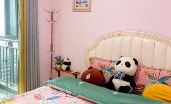 Tianlan Apartment   in panda base