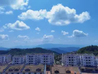 Chongqing Xianjian Inn - Inns