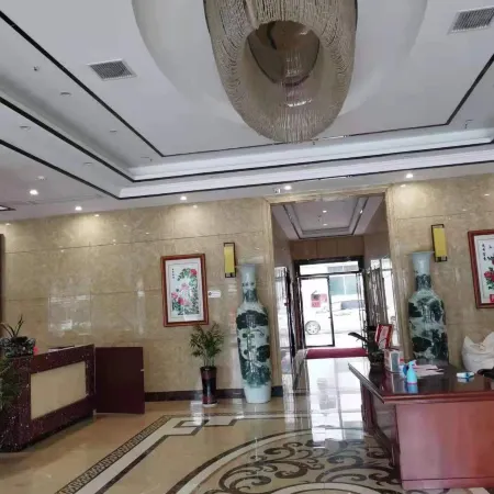 Pengze Huangting Hotel