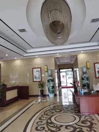 Pengze Huangting Hotel Отели в г. Пэнцзе