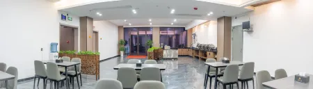 Fuquan Fanhuali Hotel Отели в г. Фуцюань