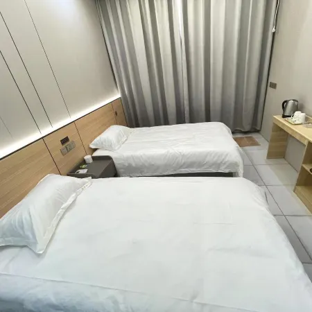 Dengfeng Express Hotel (Shengli Road)