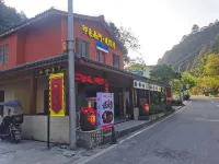 Wansheng Jingkai Qu Yinxiang Nanmen Resort Hotel in zona Longlin Shihai Scenic Area