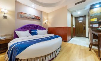 Luojiang Kaishenghao Hotel