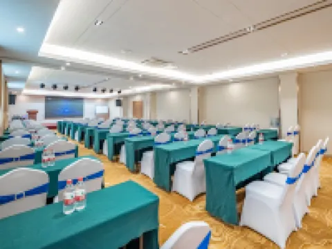 Vienna Hotel (Baoding Gaobeidian Baigou New City, Aerospace Hospital Friendship Road Branch) Hotels in Gaobeidian