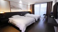 Longlin Folk Hotel