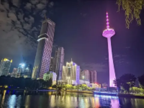 Alice Yinying City View Apartment (Qingnian Street Color TV Tower)