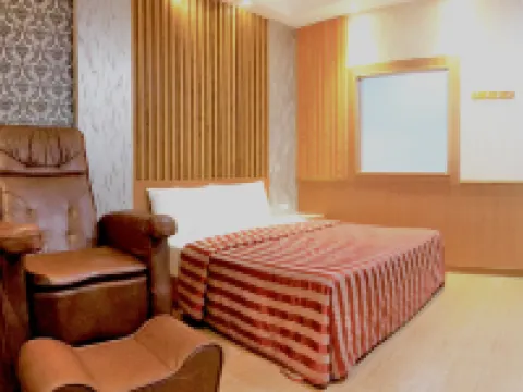 Maple Love Motel Hotels in Pingtung