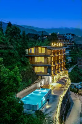 Yunxi Shang Viewing Homestay (Longji Terraces Thousand-Floor Sky Ladder Observation Deck) Hotels near Datangwan Scenic Area