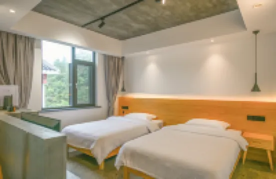 Ximan Tianmen Shanju Holiday Hostel