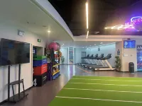 Tianjin Golden Crown Hotel - Gym